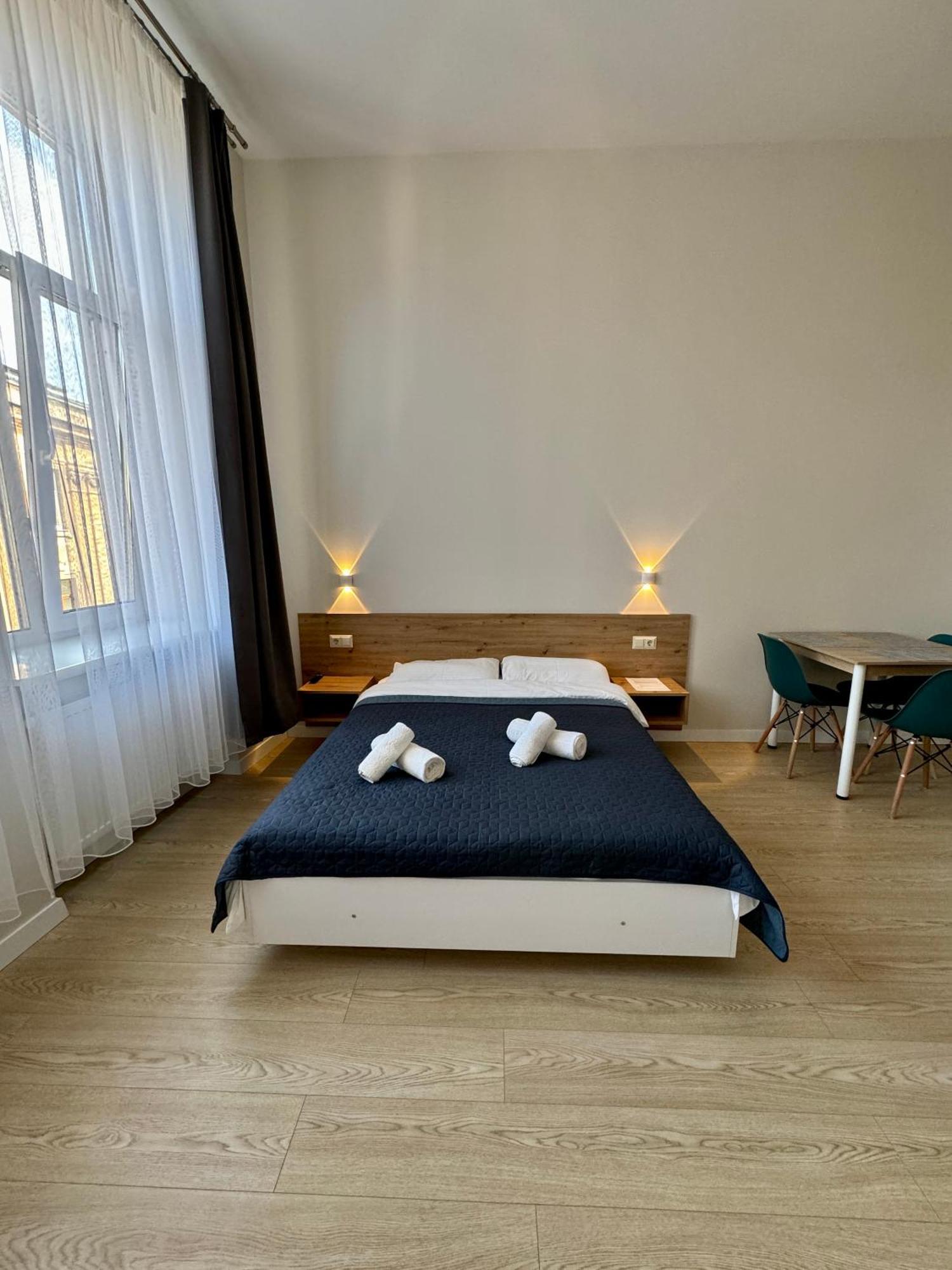 M25 Aparts Lviv Ngoại thất bức ảnh