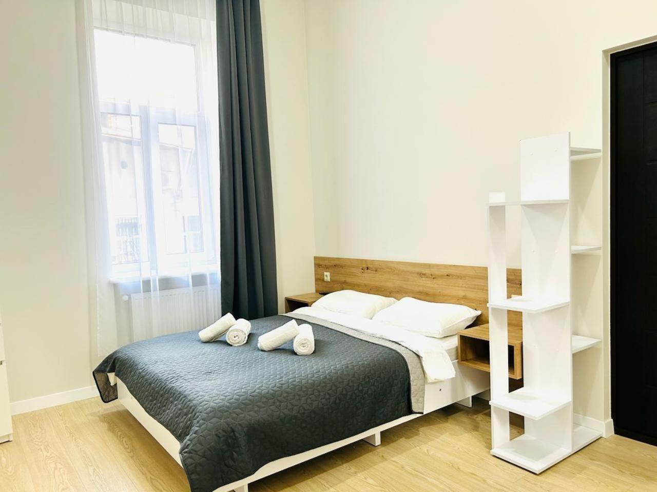 M25 Aparts Lviv Ngoại thất bức ảnh
